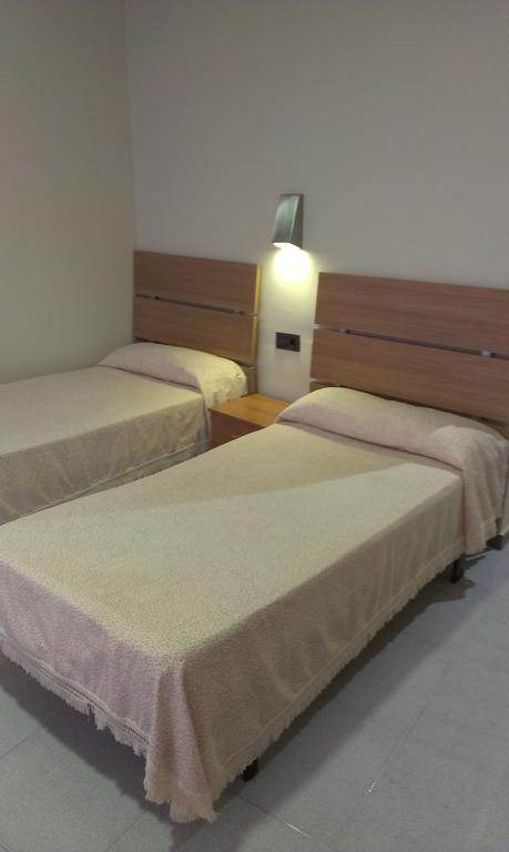 Hostal Bisbal Only Adults No Ac Valencia Værelse billede