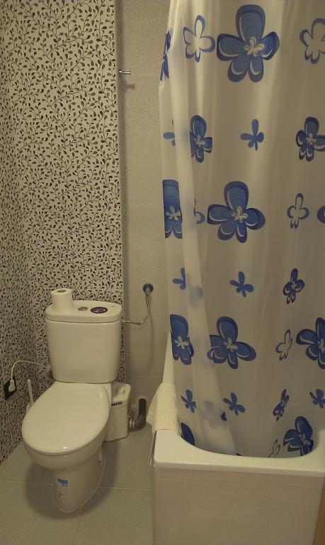 Hostal Bisbal Only Adults No Ac Valencia Eksteriør billede
