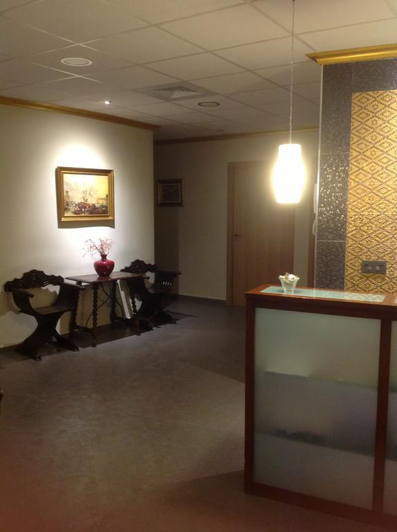 Hostal Bisbal Only Adults No Ac Valencia Eksteriør billede